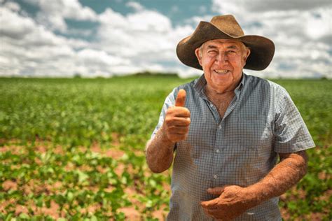 Farmer Images Browse 2 124 754 Stock Photos Vectors And Video