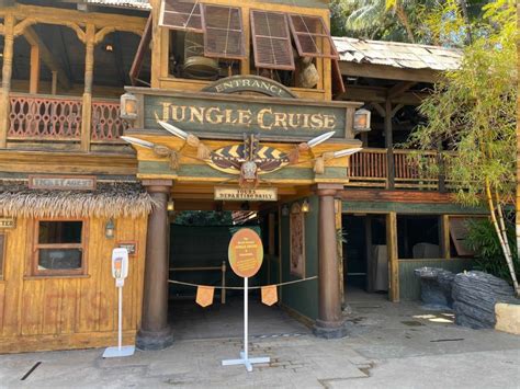 Photos Construction Walls Up Around The Jungle Cruise At Disneyland As