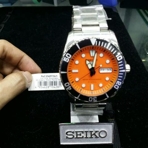 Seiko Snzf19j1 100m Diver Watch Made In Japan Model Luxury Watches