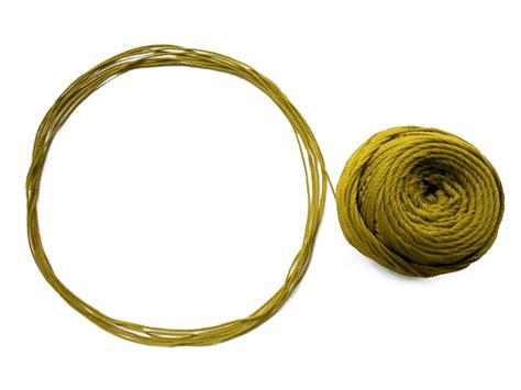 Premium Photo Knitting Yarn Circle Shaped Isolated On White Background