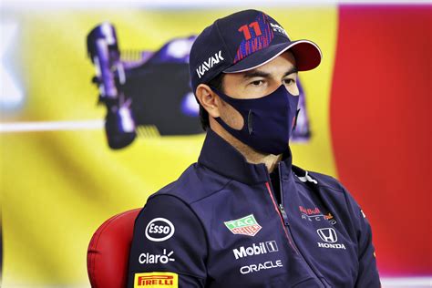 Oficial Red Bull Renueva A ‘checo Pérez Para La Temporada 2022