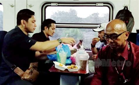 10 Tahun Berbuka Puasa Dalam Kereta Api Sabah Post