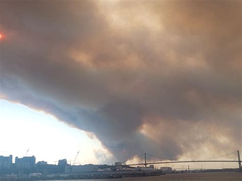 Wildfire Forces Thousands Of People To Evacuate In Eastern Canada