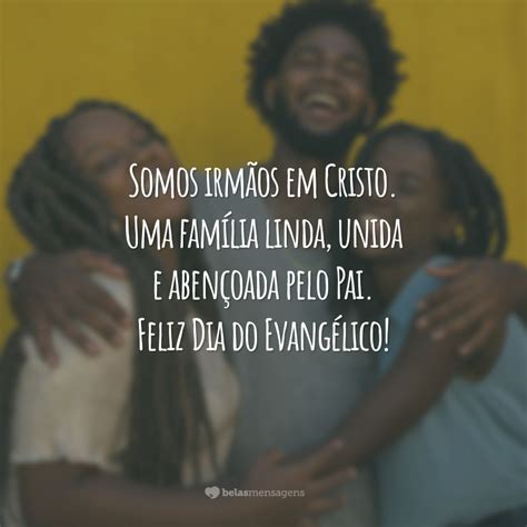 30 frases de Dia do Evangélico para celebrar a vida Cristo