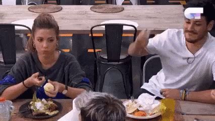 Food Fight Oh No You Didnt GIF - FoodFight OhNoYouDidnt - Discover ...