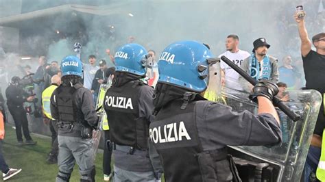 Incidenti Allo Stadio Friuli Il Sindacato Di Polizia Difende I