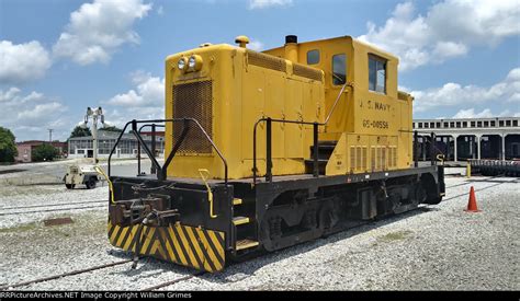 Former Navy Locomotive Displayed At Nc Transportation Museum