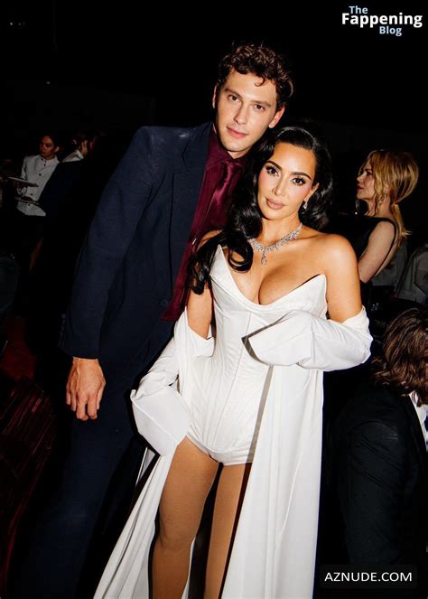 Kim Kardashian Sexy Flaunts Her Hot Figure At The Th Annual Academy Museum Gala In Los Angeles