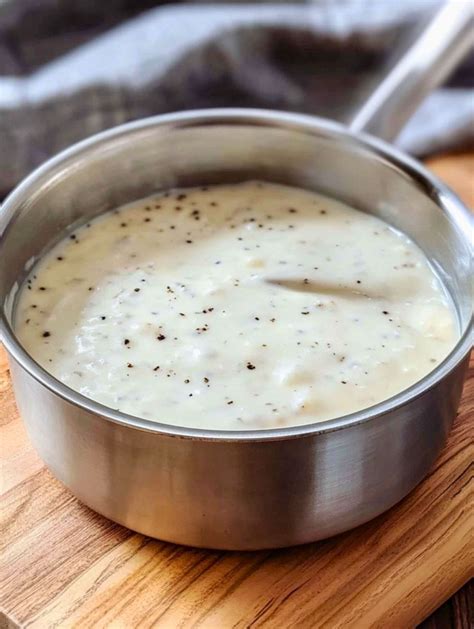 simple white gravy easypeasyrecipesnet