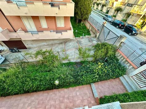 Vendita Appartamento Terrasini Quadrilocale In Via Rosario La Duca 7