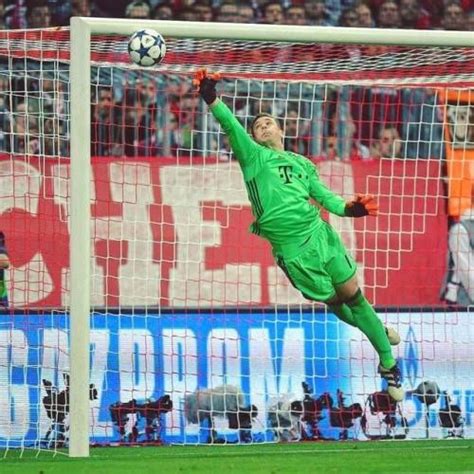 Manuel Neuer Por él el Bayern no se ha encajado 5 goles hoy EL MEJOR