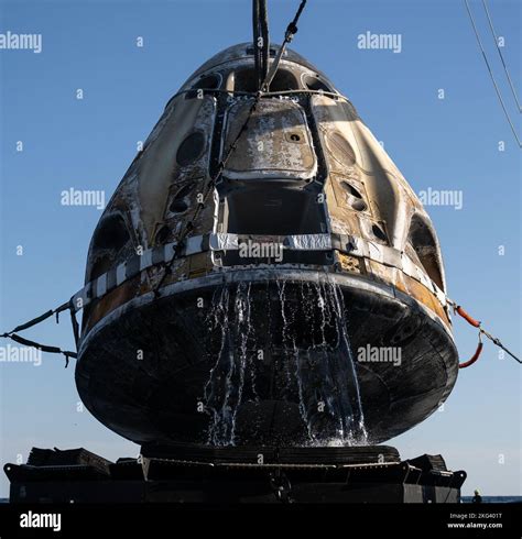 Nasas Spacex Crew 4 Splashdown Support Teams Raise The Spacex Crew