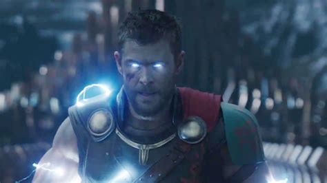 Chris Hemsworth Thor Ragnarok Widescreen Wallpapers 24228 - Baltana