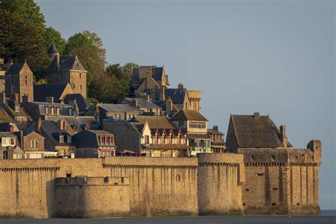 The Walls Of Mont Saint Michel In Its Entire History Mont Flickr