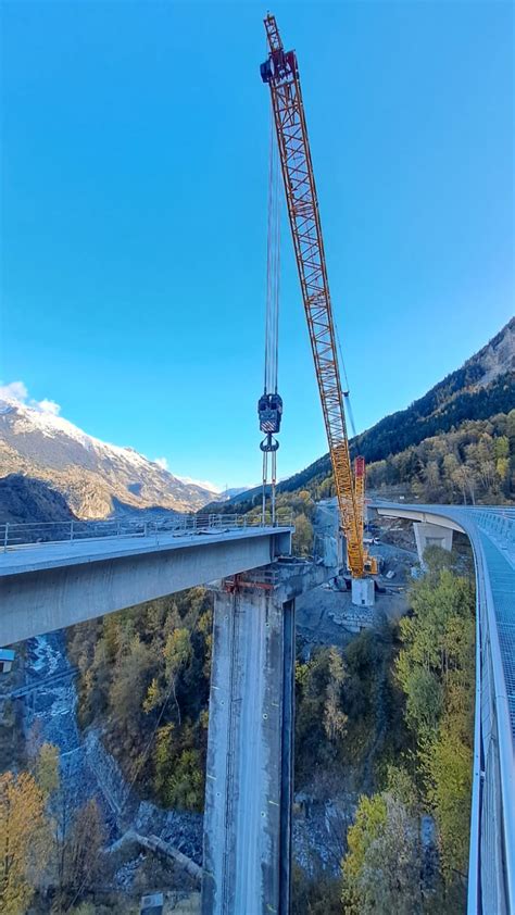 Kranbild Schmidbauer Liebherr LR 11350 Im Tandemhub Bilder Von Oliver