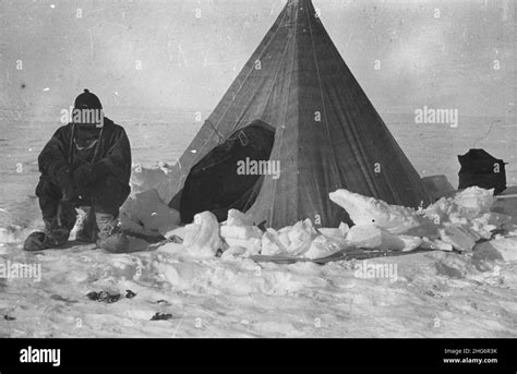 Shackleton Nimrod Stock Photo Alamy