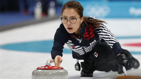 Olympics Post: Curling Athlete Kim Eun-Jung Went Viral. Why? - Ulzzang ...