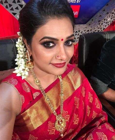 Playback Singer Rimi Tomy Wedding Photos