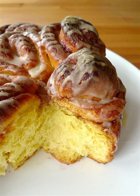 Pumpkin cinnamon rolls brioche roulée au potiron et à la cannelle