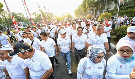 BUMN Hadir Untuk Negeri Keluarga Besar BUMN Dan Ribuan Warga