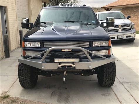 1993 Chevrolet K2500 Suburban With 17x9 12 Raceline Assault And 29565r17 Nitto Terra Grappler