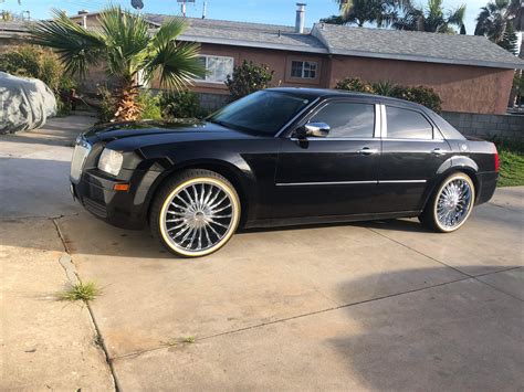 Sundaysubmission Chrysler 300 In Sunny Anaheim California On 265 35 22 Vogues ☀️ Thank You