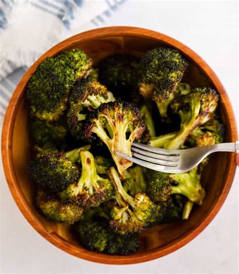 This Super Flavorful Roasted Broccoli Requires Nothing More Than Some