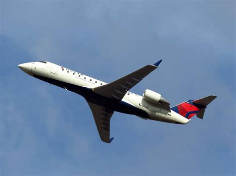 Bombardier Crj 200 Price Specs Photo Gallery History Aero Corner