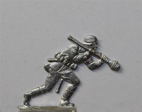 Schmalkalder Zinnfiguren Soldat Mit Panzerfaust