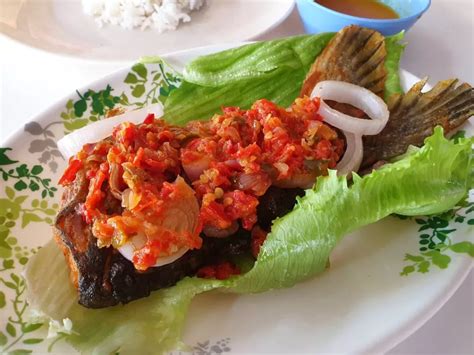 Ikan Patin Goreng Bumbu Balado Pedas Mantap Yuk Lihat Resepnya