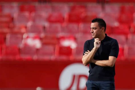 Xavi Warnt Trainer Nachfolger Hansi Flick Er Wird Leiden Beim FC