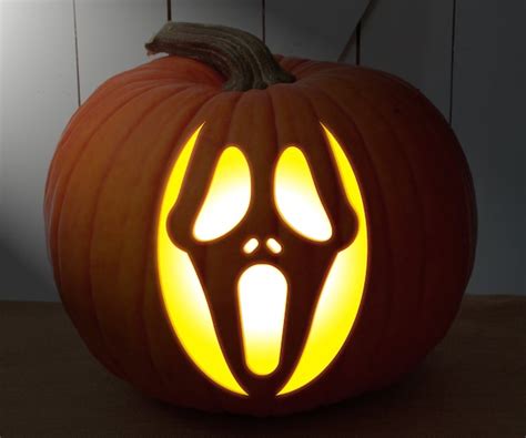 Ghostface (Scream) Pumpkin Carving! By PR0GENIT0R Pumpkin Carving ...