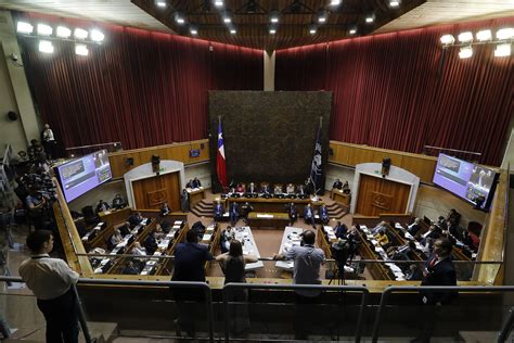 Edición 13 Hrs Reforma Constitucional En Manos Del Senado Radio Duna