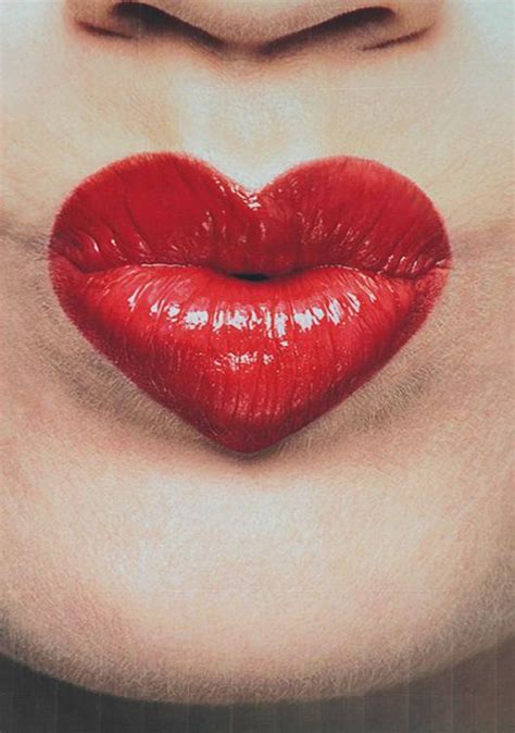 Pin By Paloma Arellano Aparicio On Labios De Mujer Heart Shaped