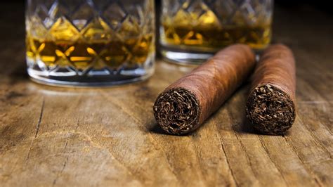 How to put out a cigar correctly - Stogie Shop