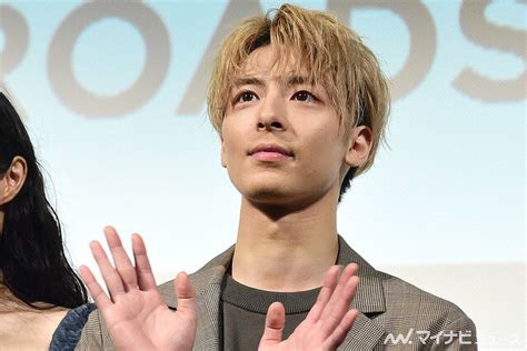 高杉真宙、関水渚への“sっ気”に苦労と照れ 「なかなか出ないです」 ライブドアニュース