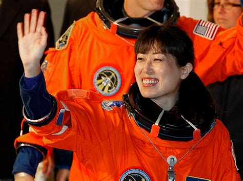 EDITORIAL | Japan's Manned Space Exploration Program Needs More ...