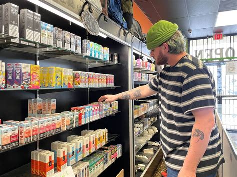 California Ban On Sales Of Flavored Tobacco Takes Effect Merced Sun Star