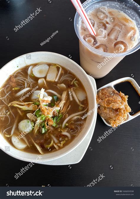 Bihun Sup Ayam Cafe Kampung Kaw Stock Photo 1606059598 | Shutterstock