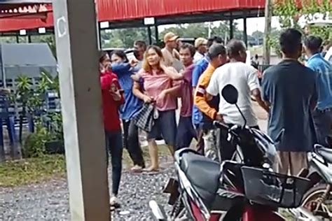 Thu 825 Am Gunman Kills 37 In Attack Starting At Thai Child Care