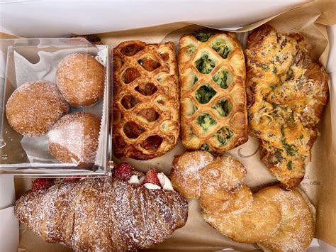 Go On A Pastry Tour At Tous Les Jours Cafe And Bakery Breakfast With Nick