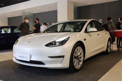 Tesla Model 3 第一季台灣掛牌突破 1200 輛 白色內裝現貨車首次推出即完售 宣布再開放多座超級充電站