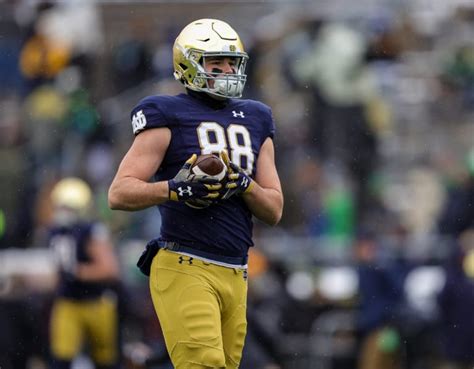 Notre Dame Football Te Mitchell Evans Unavailable For Central Michigan