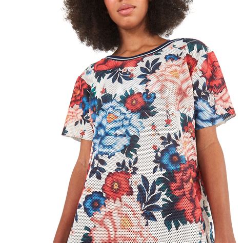 Camiseta Farm Rio Tela Oriente Floral Feminina Centauro