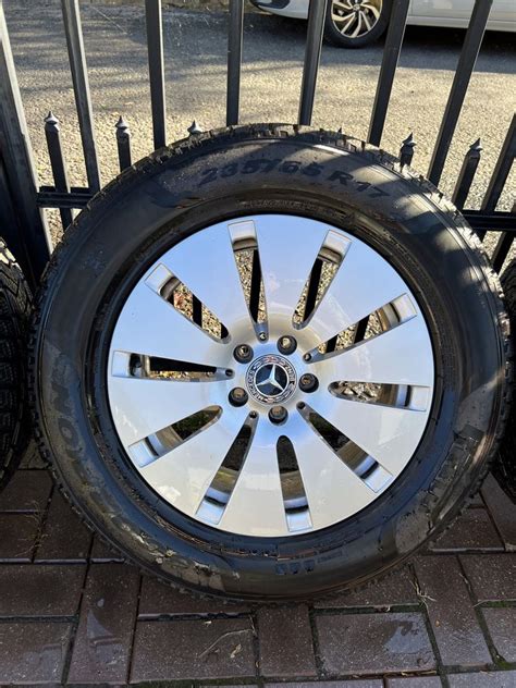 Jante Roti Mercedes GLC 17 Inch IARNA PIRELLI NOI Ploiesti OLX Ro