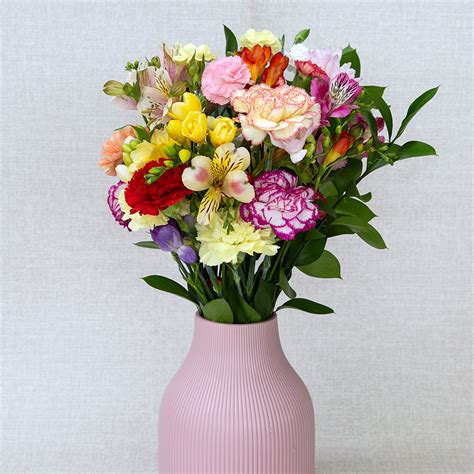 Seasonal bouquet - Classic Flowers