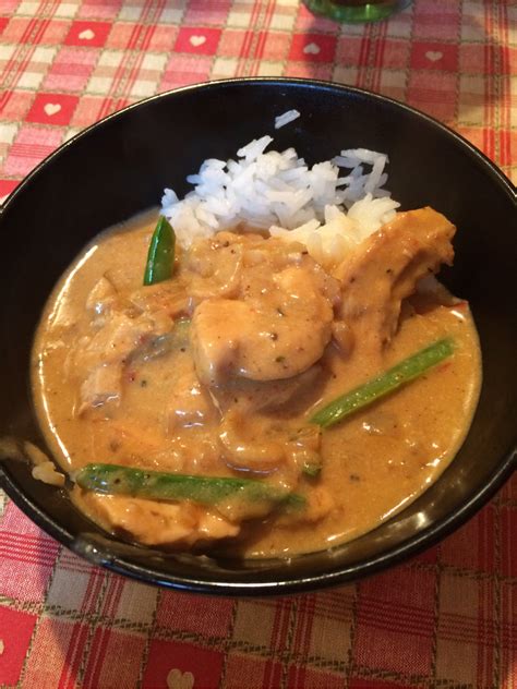 Mum made this recipe for Thai Chicken Curry fro dinner tonight, She saw ...