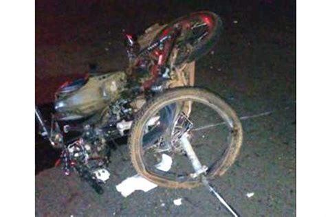 Motociclista Morre Ao Invadir Contram O E Bater Em Caminh O F Tima News