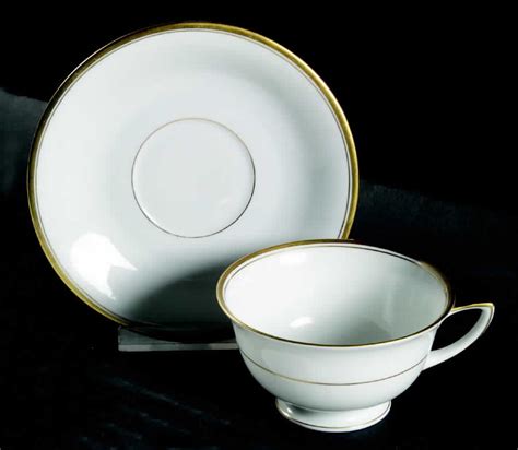 Hc Footed Cup Saucer Set By Heinrich H C Replacements Ltd