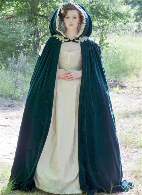 Misses Costume Lined Cape With Hood Mccall S Sewing Pattern M